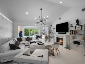 2252 Las Casitas Drive, Wellington FL 33414