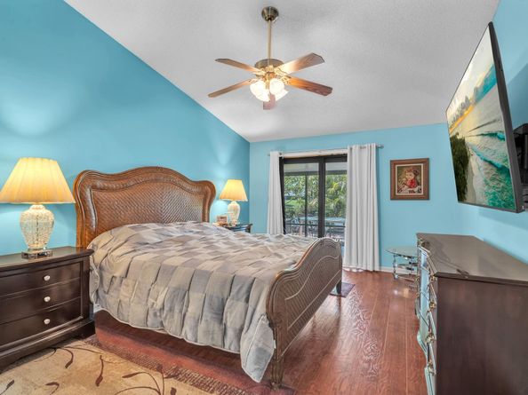 5628 Pleasant Valley Ln, Delray Beach FL 33484