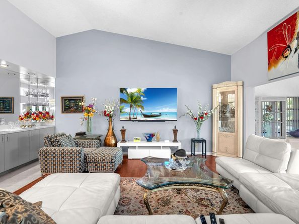 5628 Pleasant Valley Ln, Delray Beach FL 33484