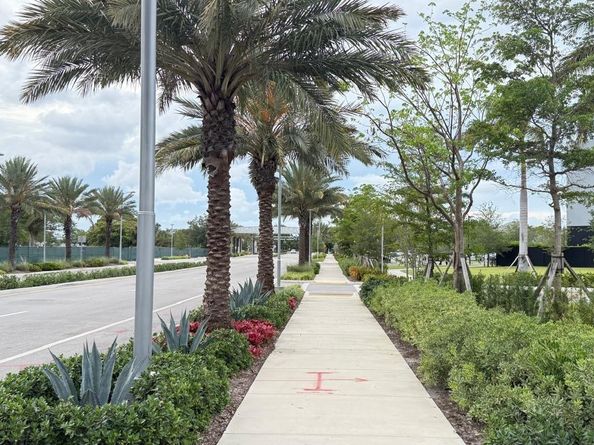 2108 S Cypress Bend Dr 306, Pompano Beach FL 33069