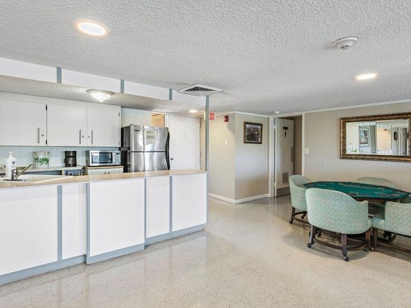2611 N Riverside Drive 908, Pompano Beach FL 33062