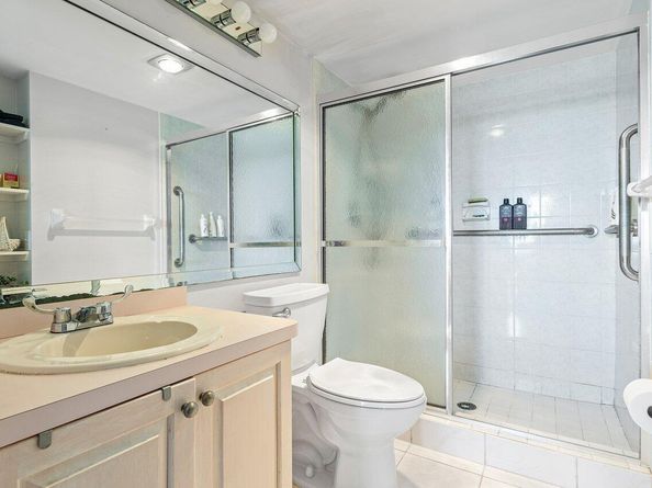 2611 N Riverside Drive 908, Pompano Beach FL 33062