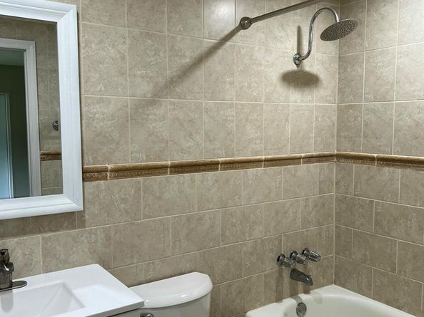 267 Flanders F, Delray Beach FL 33484
