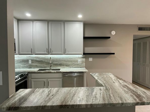 267 Flanders F, Delray Beach FL 33484