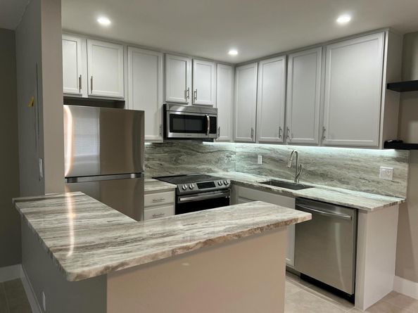 267 Flanders F, Delray Beach FL 33484