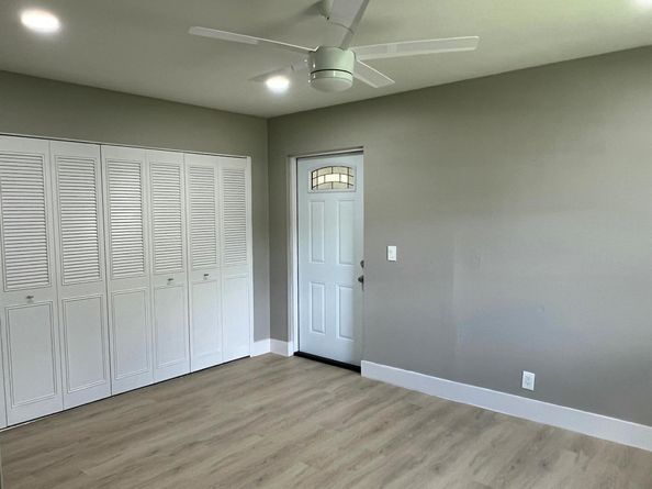 267 Flanders F, Delray Beach FL 33484
