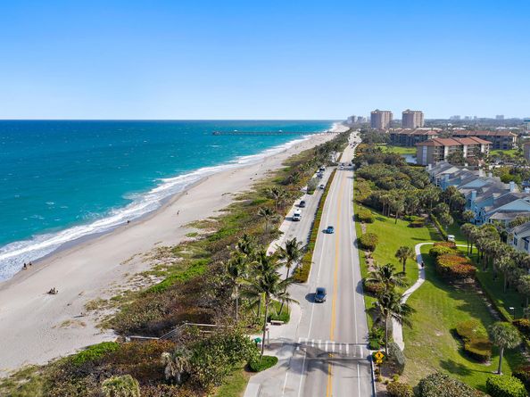 1123 Sweet Hill Drive, Jupiter FL 33458