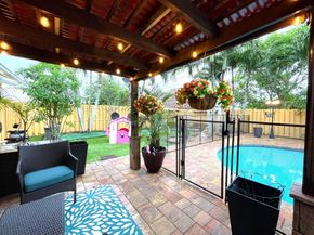 11420 NW 39th Pl, Sunrise FL 33323