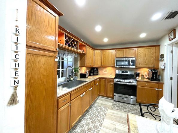 11420 NW 39th Pl, Sunrise FL 33323