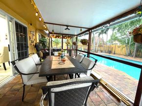 11420 NW 39th Pl, Sunrise FL 33323