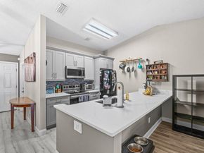 18 Winchmore Lane, Boynton Beach FL 33426
