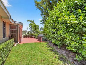 6858 Fountains Circle, Lake Worth FL 33467