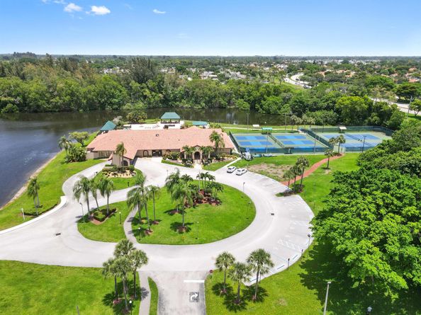 8178 Mooring Circle, Boynton Beach FL 33472