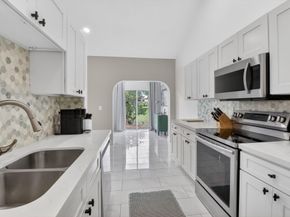 5111 Sabal Gardens Lane 4, Boca Raton FL 33487