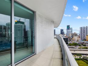 90 SW 3rd Street 2504, Miami FL 33130