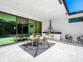 212 NW 18th Street, Delray Beach FL 33444