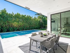 212 NW 18th Street, Delray Beach FL 33444