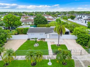 15805 SW 300th Terrace, Homestead FL 33033