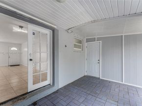 15805 SW 300th Terrace, Homestead FL 33033