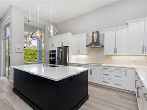 7685 NW 71st Ter, Parkland FL 33067