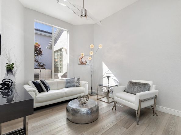 7685 NW 71st Ter, Parkland FL 33067