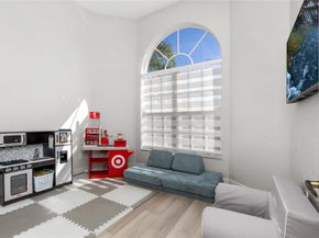 7685 NW 71st Ter, Parkland FL 33067