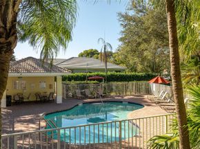 7685 NW 71st Ter, Parkland FL 33067