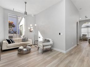 7685 NW 71st Ter, Parkland FL 33067