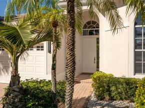 7685 NW 71st Ter, Parkland FL 33067