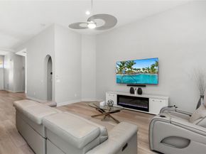 7685 NW 71st Ter, Parkland FL 33067