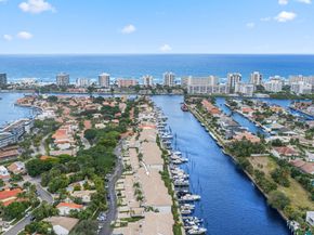 240 Captains Walk 5140, Delray Beach FL 33483