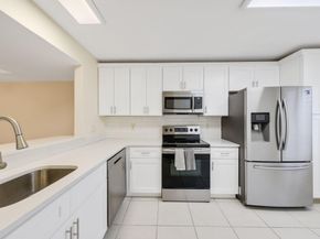 240 Captains Walk 5140, Delray Beach FL 33483