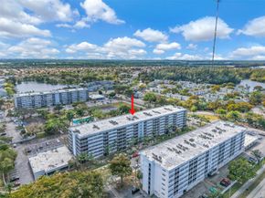 700 NW 214th Street 321, Miami Gardens FL 33169