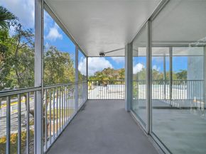 700 NW 214th Street 321, Miami Gardens FL 33169