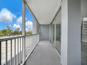 700 NW 214th Street 321, Miami Gardens FL 33169