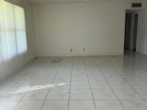 211 Country Lane E A, Boynton Beach FL 33435