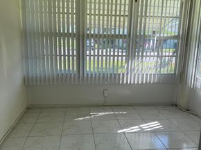 211 Country Lane E A, Boynton Beach FL 33435