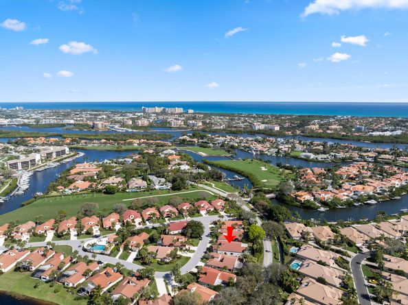 16613 Hidden Cove Drive, Jupiter FL 33477