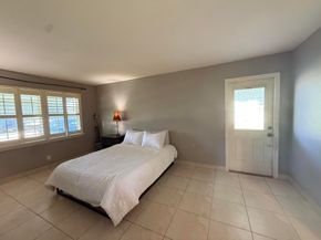 220 Country Lane A, Boynton Beach FL 33435