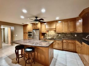 220 Country Lane A, Boynton Beach FL 33435