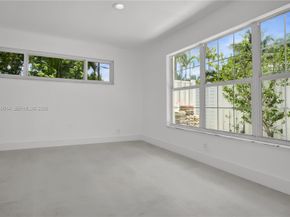 4731 Pierce Street, Hollywood FL 33021