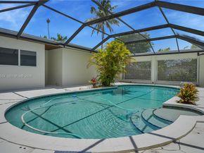 4731 Pierce Street, Hollywood FL 33021