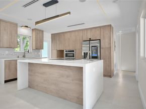 4731 Pierce Street, Hollywood FL 33021