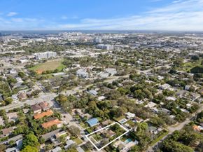 516 SW 17th Street, Fort Lauderdale FL 33315