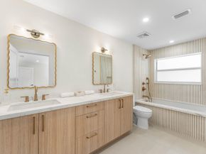654 W Lakewoode Circle, Delray Beach FL 33445