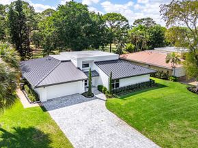 654 W Lakewoode Circle, Delray Beach FL 33445