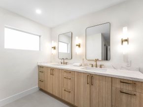 654 W Lakewoode Circle, Delray Beach FL 33445