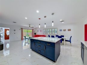 2216 NE 18th Avenue, Wilton Manors FL 33305