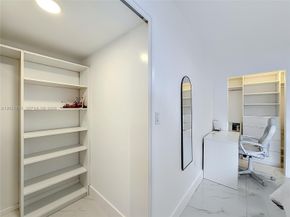 2216 NE 18th Avenue, Wilton Manors FL 33305