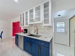 2216 NE 18th Avenue, Wilton Manors FL 33305